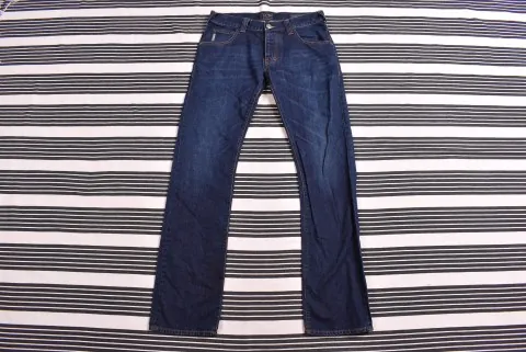 Armani Jeans farmer 31/34 1005.