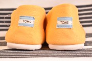 Toms cipő 44.5 új