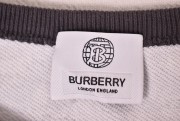 Burberry pulóver 2996.
