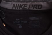 Nike tech póló 631.