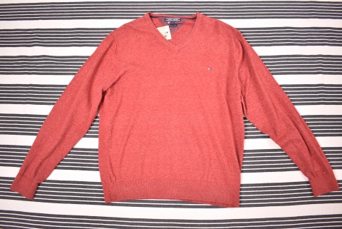 Férfi Pulóverek Second Hand Hilfiger pulóver 3009.