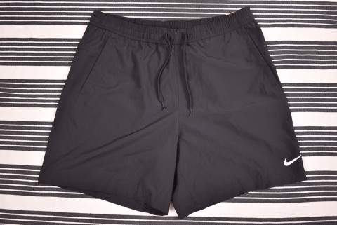 Férfi rövidnadrágok Second Hand Nike tech short új 2211.