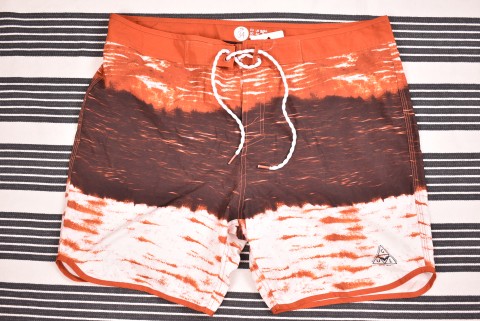 Férfi rövidnadrágok Second Hand Gul short 2242.