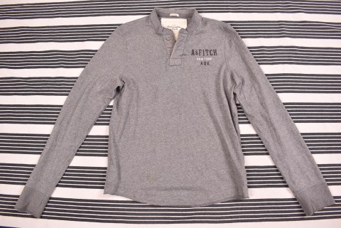 Férfi Pulóverek Second Hand Abercrombie hosszú ujjú felső 3623.