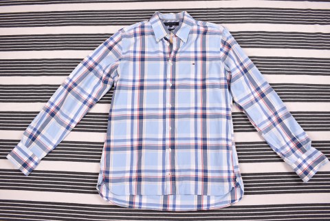 Férfi Ingek Second Hand Tommy Hilfiger ing 3311.