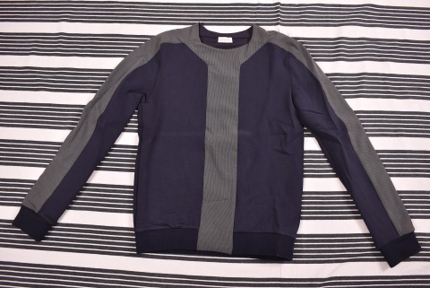 Férfi Pulóverek Second Hand Balenciaga pulóver 4058.V
