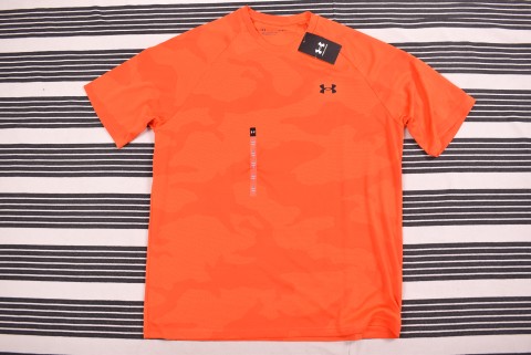 Technikai Ruházat és Mez Second Hand Under Armour tech póló új 874.