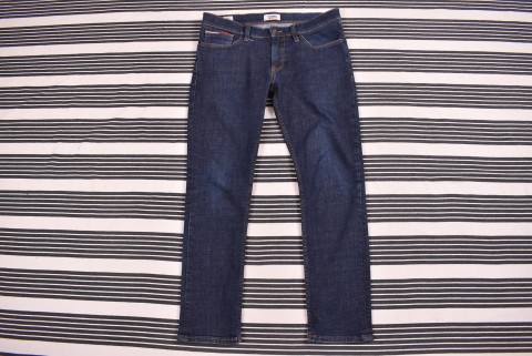 Férfi nadrágok Second Hand Tommy Hilfiger farmer 32/30 3433.