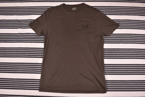 Női Felsők Second Hand Armani női póló 850.