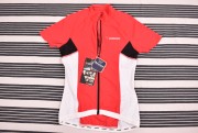 Premium Brands DAINESE NŐI BICAJOS FELSŐ ÚJ 903.