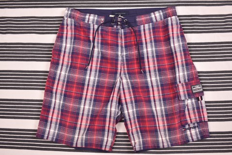 Férfi rövidnadrágok Second Hand Tommy Hilfiger short 2505.