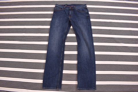 Férfi nadrágok Second Hand Hilfiger farmer 34/34 3630.