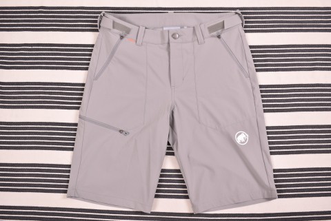 Férfi rövidnadrágok Second Hand Mammut short 2538.