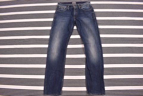 Férfi nadrágok Second Hand Hilfiger farmer 32/36 3676.