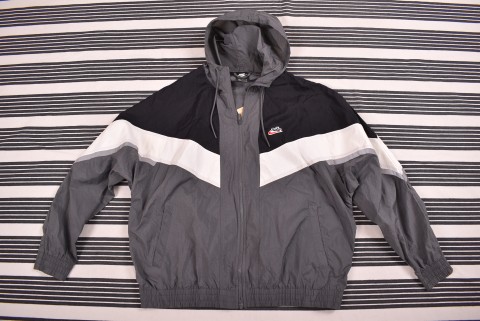 Férfi Kabátok Second Hand Nike dzseki 1815.