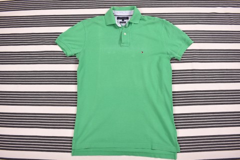 Férfi pólók Second Hand Tommy Hilfiger piké 6967.