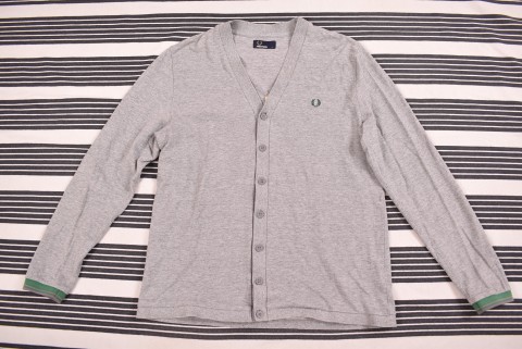 Férfi Pulóverek Second Hand Fred Perry kardigán 4283.