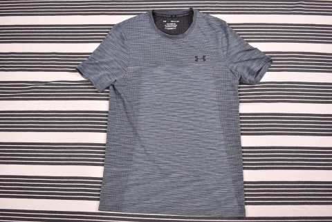Technikai Ruházat és Mez Second Hand Under Armour tech póló 982.