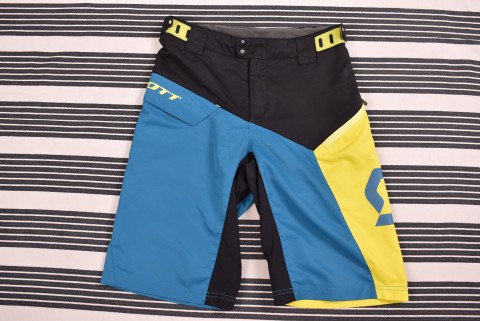 Férfi rövidnadrágok Second Hand Scott tech short 2584.
