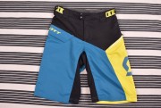 Férfi rövidnadrágok Second Hand SCOTT TECH SHORT 2584.