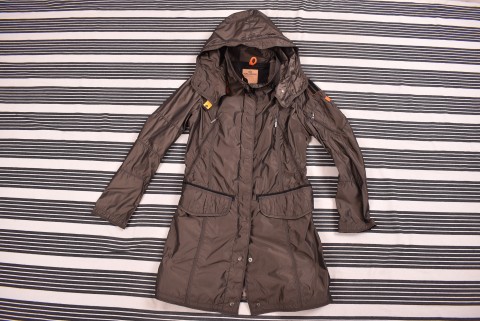 Női kabátok Second Hand Parajumpers női kabát 480. V