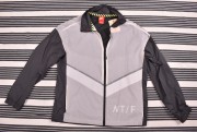 Nike PBSH NIKE NŐI MELEGÍTŐ FELSŐ 885.
