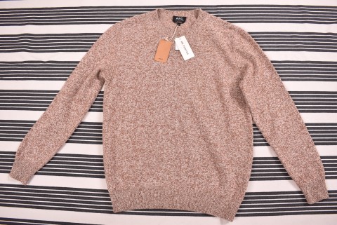 Férfi Pulóverek Second Hand A.P.C. pulóver Új 4494. V2