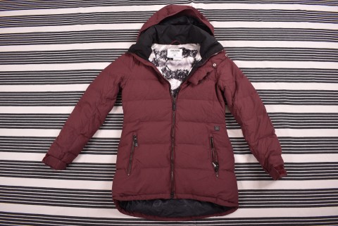 Női kabátok Second Hand Volcom női síkabát 505. V2