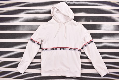 Férfi Pulóverek Second Hand Moschino hoodie 4531. V2