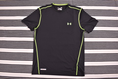 Technikai Ruházat és Mez Second Hand Under Armour tech póló1036.