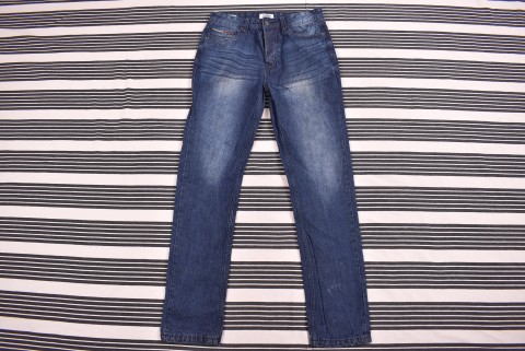 Férfi nadrágok Second Hand Tommy Hilfiger farmer 33/32 3926.