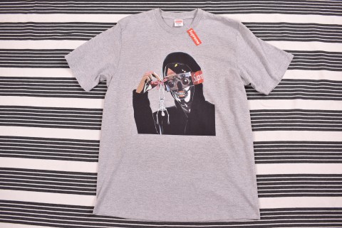 Férfi pólók Second Hand Supreme póló 7250.