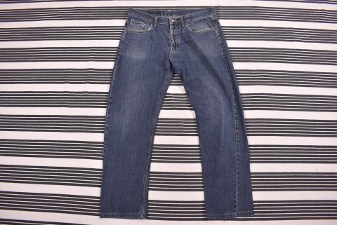 Férfi nadrágok Second Hand Levis 501 34/36 3963.