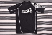 Premium Brands VOLCOM TECH FELSŐ 1053.