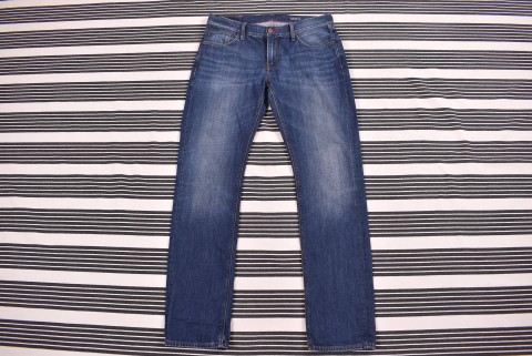 Férfi nadrágok Second Hand Tommy Hilfiger farmer 34/34 4010.