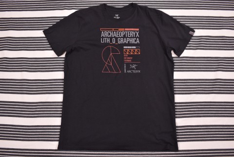 Férfi pólók Second Hand Arc'teryx póló 7351.