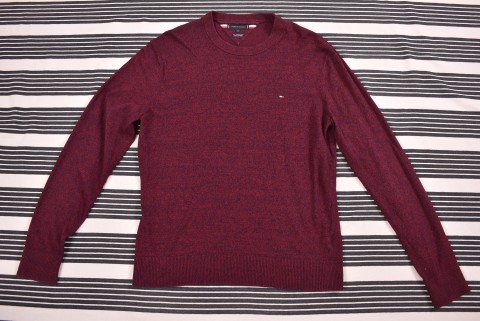 Férfi Pulóverek Second Hand Tommy Hilfiger pulóver 4678.