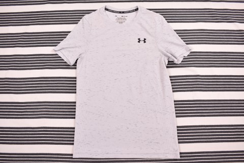 Technikai Ruházat és Mez Second Hand Under Armour tech póló 1064.