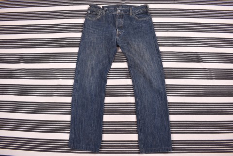 Férfi nadrágok Second Hand Levis 501 36/32 4030.