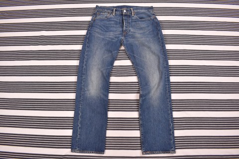 Férfi nadrágok Second Hand Levis  501 31/30 4085.