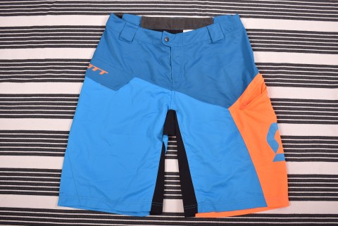Férfi rövidnadrágok Second Hand Scott short 2626.