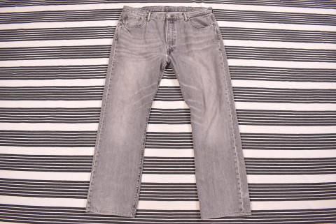 Férfi nadrágok Second Hand Levis 501 38/32 4104.
