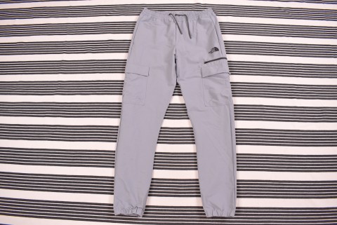 Férfi nadrágok Second Hand The North Face tech nadrág 4110.