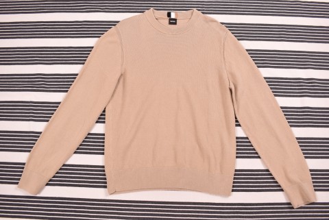 Hugo Boss pulóver 4787.