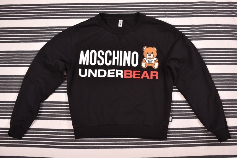 Női pulóverek Second Hand Moschino női pulóver 935.