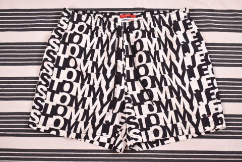Férfi rövidnadrágok Second Hand Tommy Hilfiger fürdőshort 2645.