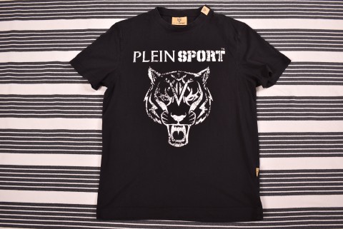 Férfi pólók Second Hand Plein Sport póló 7672.