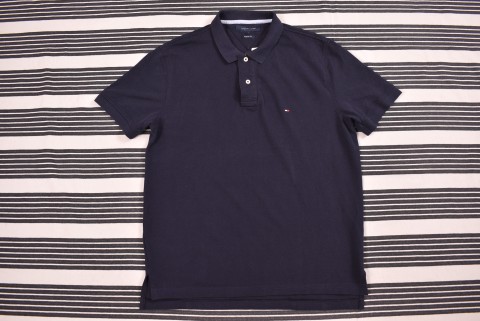 Férfi pólók Second Hand Tommy Hilfiger piké 7695.