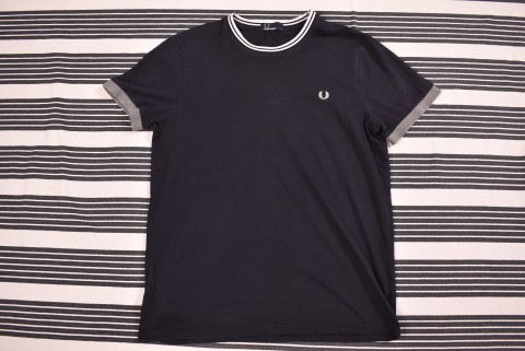 Férfi pólók Second Hand Fred Perry póló 7713.