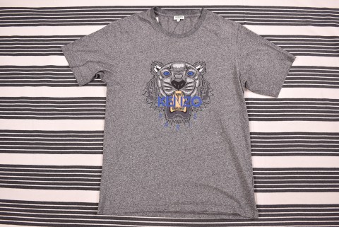 Férfi pólók Second Hand Kenzo Póló 7716.